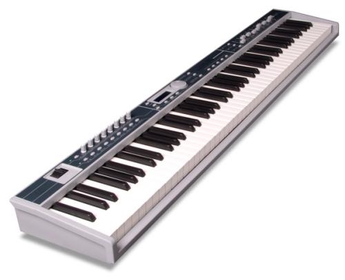 产品导购 midi设备 midi键盘    半配重的琴键,可保障即使长时间的